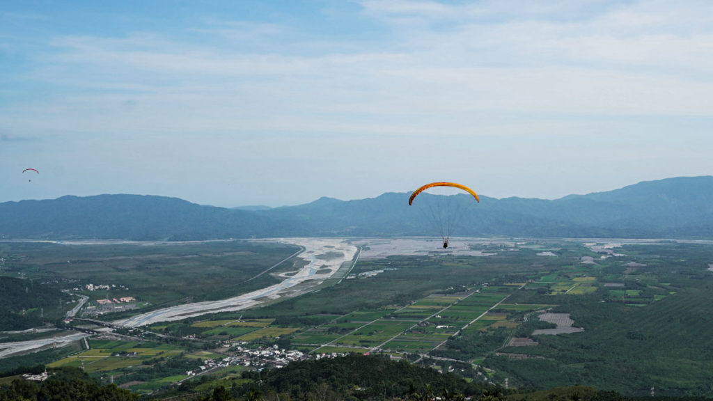 Hualien paragliding over east rift valley - Hualien Guide