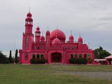 Masjid Dimaukom: The Pink Mosque in Datu Saudi Ampatuan, Maguindanao